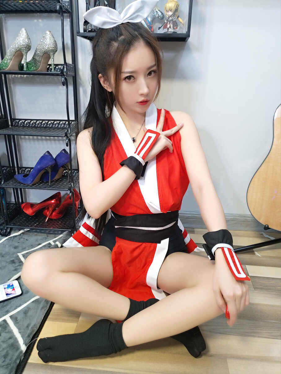 小女巫露娜-NO.009 COS不知火舞[23P-114M]