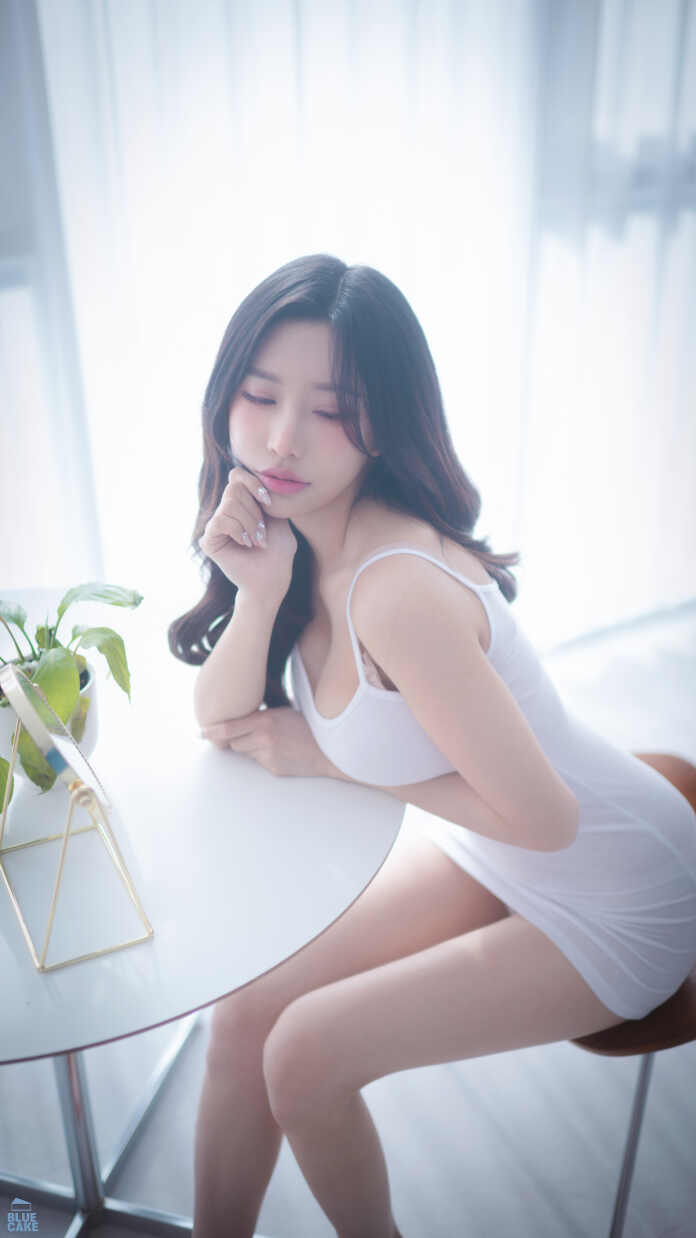 [BLUECAKE]DJAWA-YeonYu – Real Boob RED.Ver [190P-1V-1.24G]