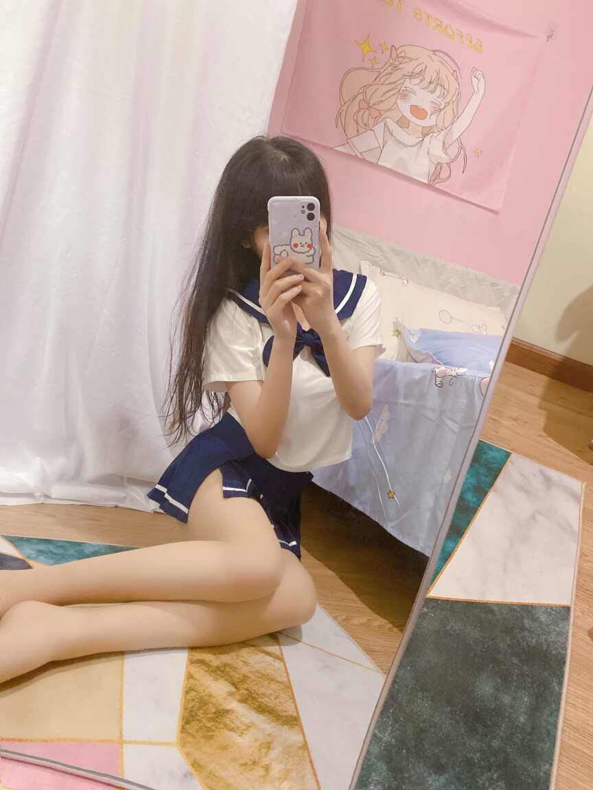 usejan蓝蓝-NO.006-肤色自拍[55P-1V-113M]