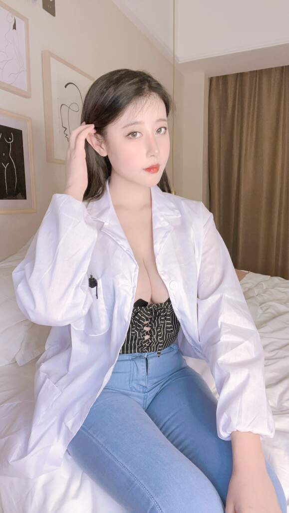 奈汐酱nice-NO.053-33号自拍本-私人医护 [50P-72.9M]