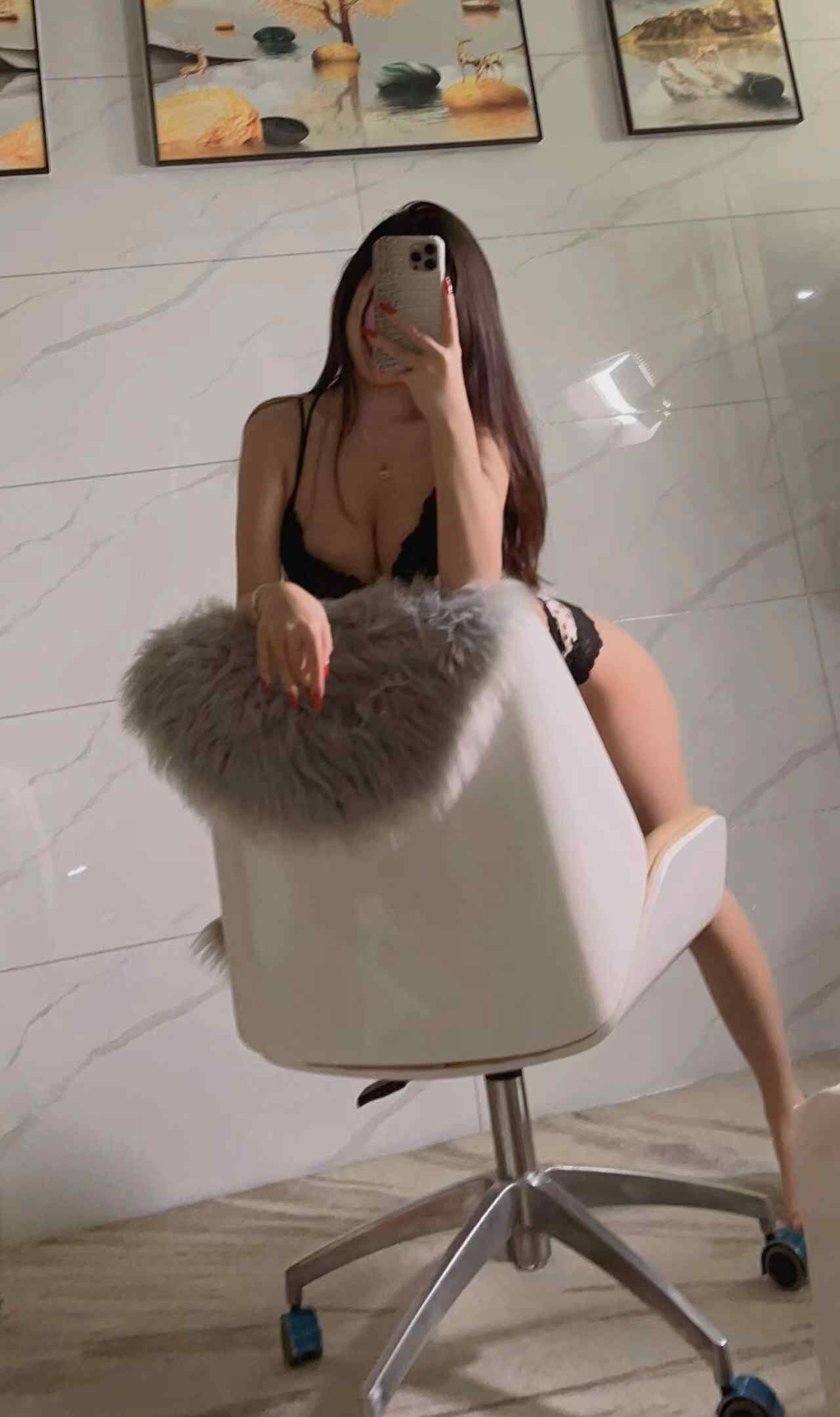 小酒伏特加-12.08VIP-你的豹纹女友 [15P-1V-32M]