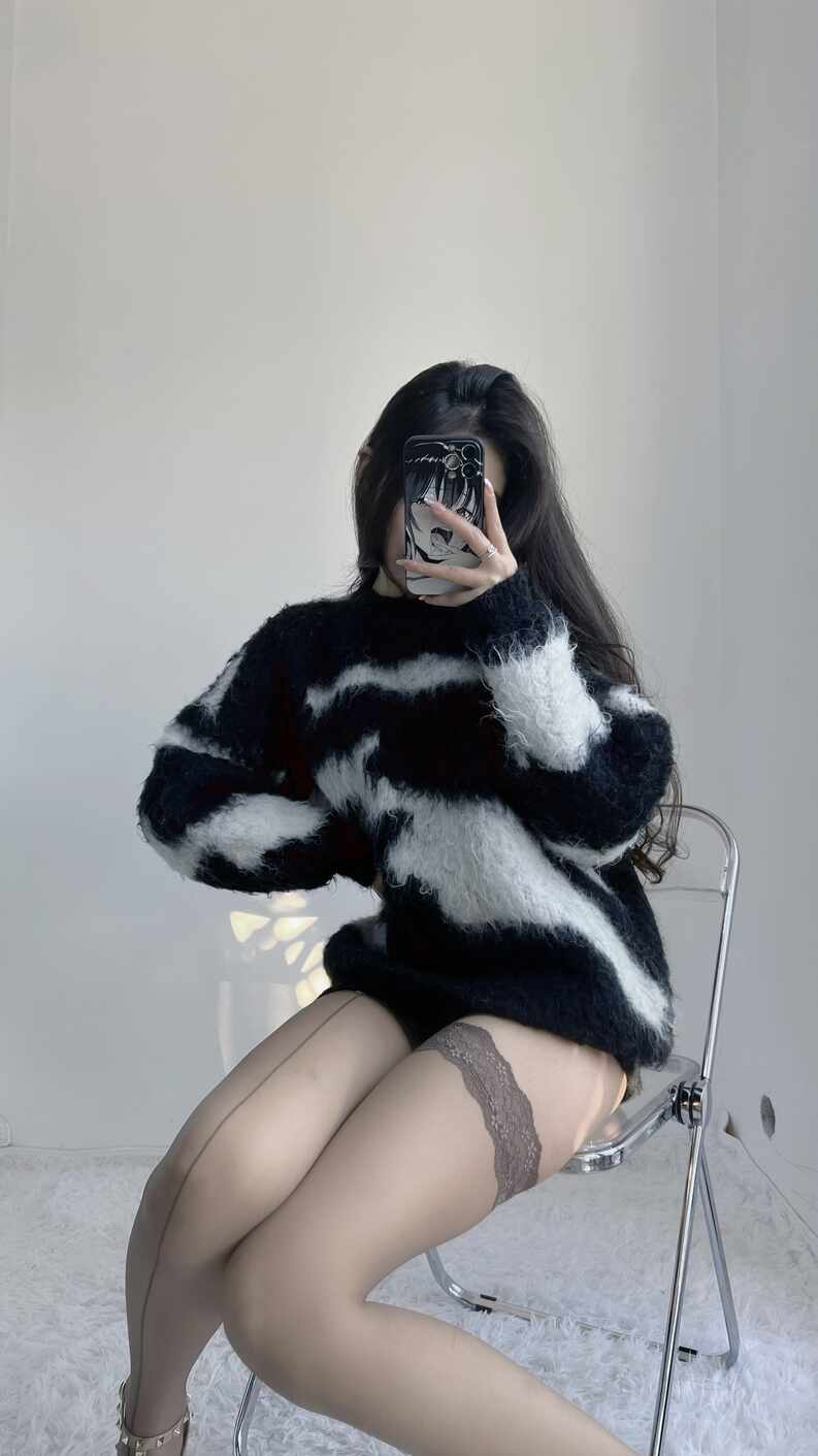 陈佩奇yyyy-03.04VIP-是你爱看的吗[25P-3V-51M]