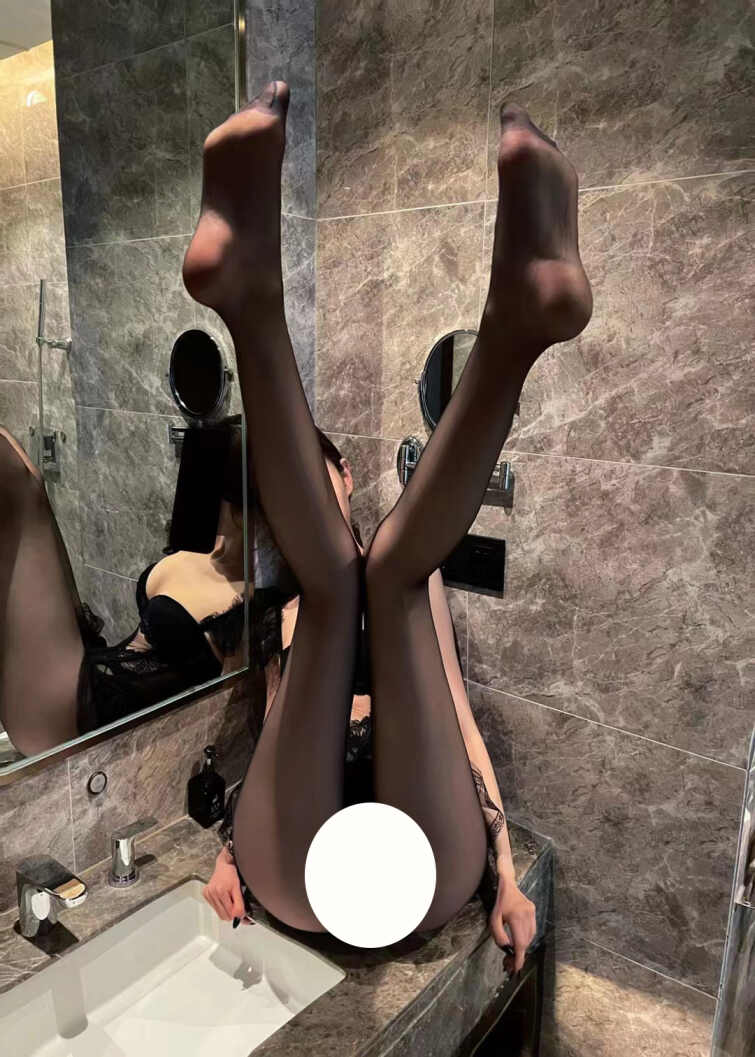 脸红Dearie-01.17VIP-迷人的线性女友[15P-1V-61.4M]
