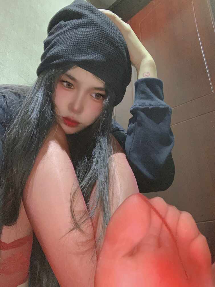 陈佩奇yyyy-10.08VIP-红色经典套图[25P-57.7M]