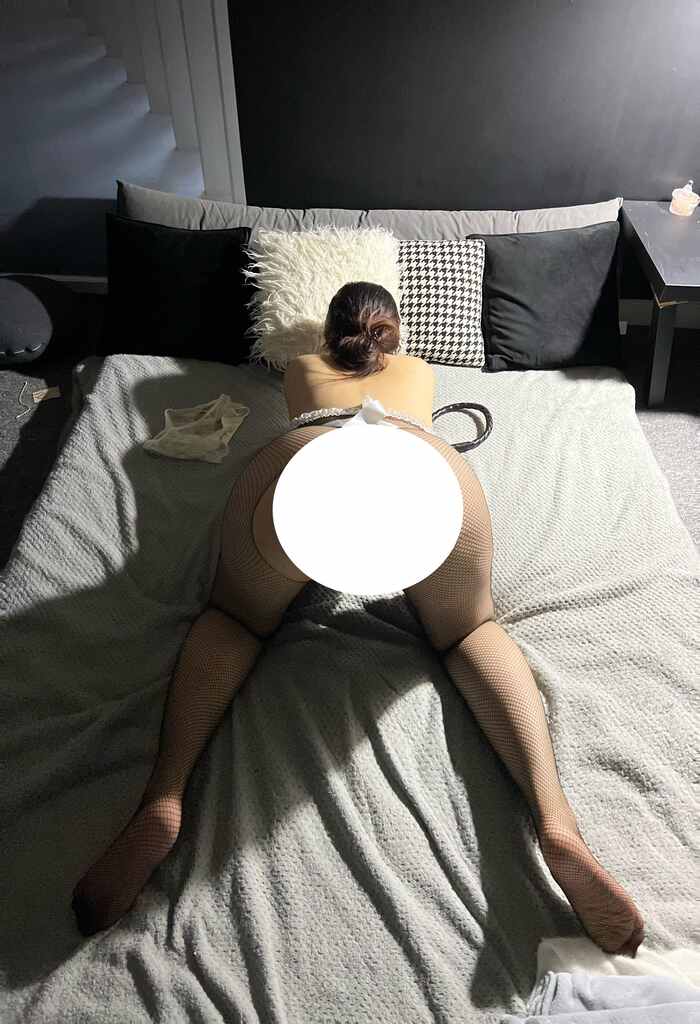 [微密圈]迷人的五姨太-VIP10.11- 细细的网格[41P-1V-221M]