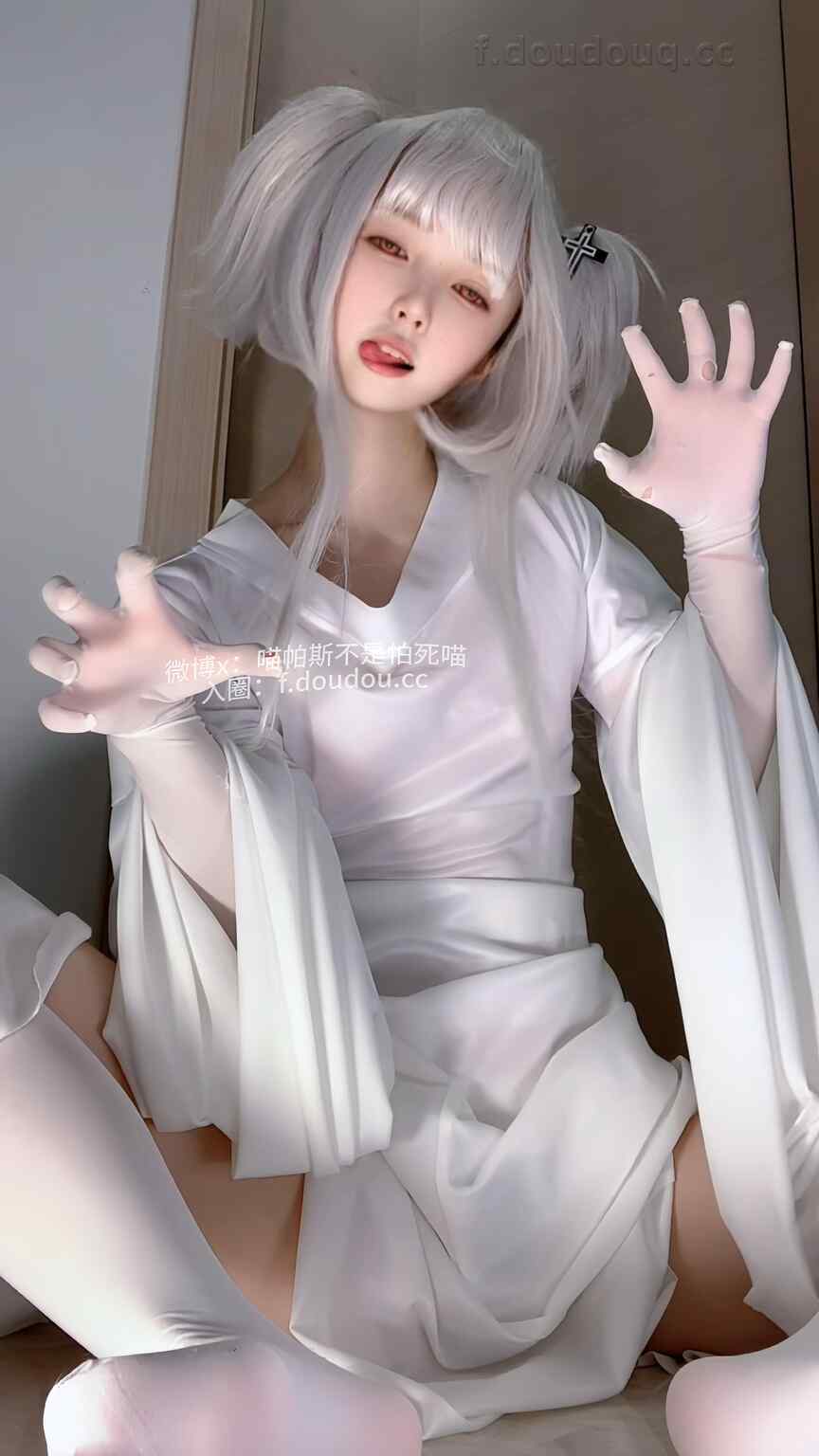 喵帕斯不是怕死喵芙宁娜cos高清写真图