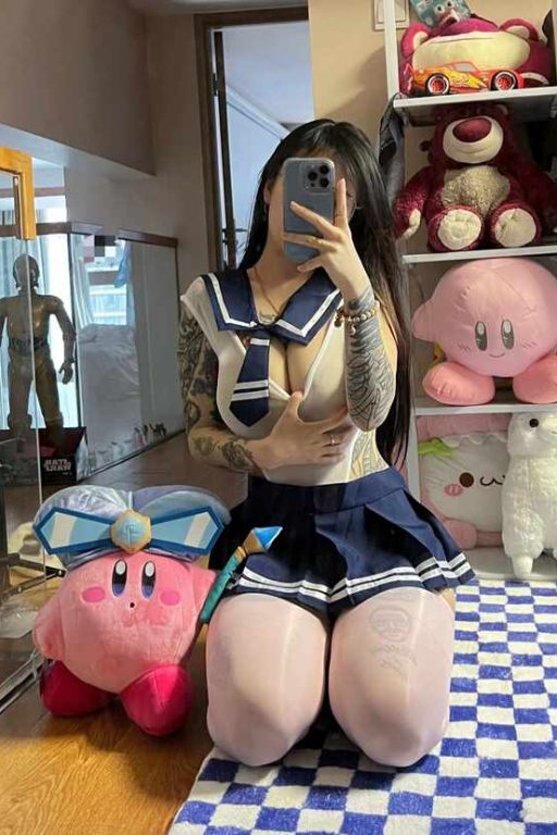卡通百科老王-04.08VIP-美少女战士校服装 粉丝必看 [14P-34M]