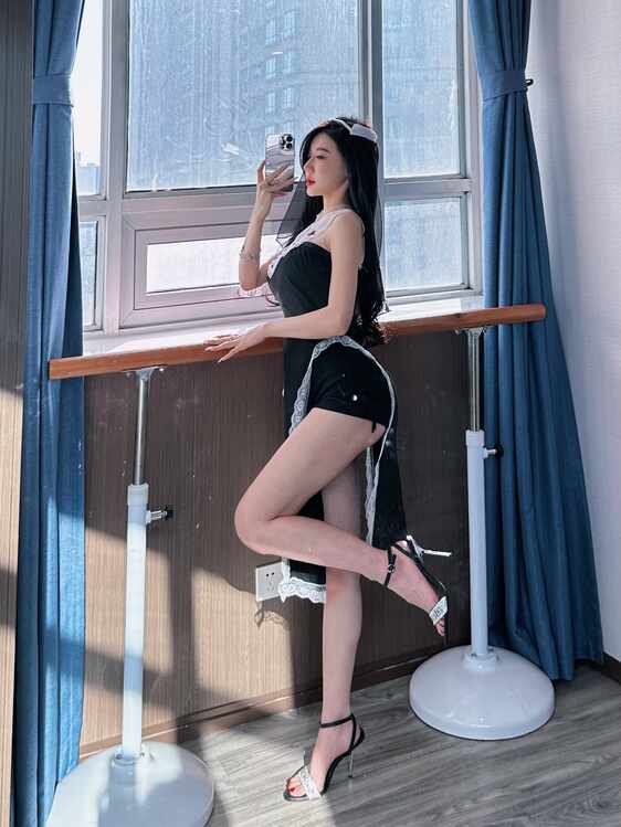 黎允熙-12.07嘉宾-长腿修女[12P-2V-24M]